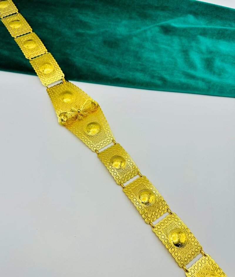 محزمة لازار