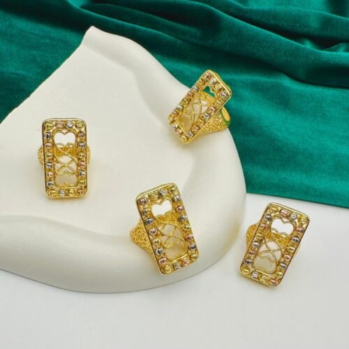 BAGUE خاتم