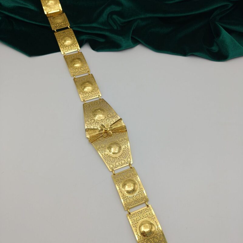 محزمة لازار