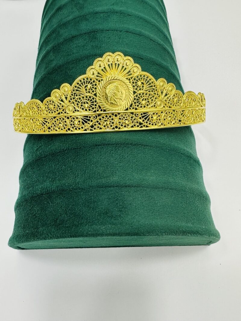 تاج لويز
