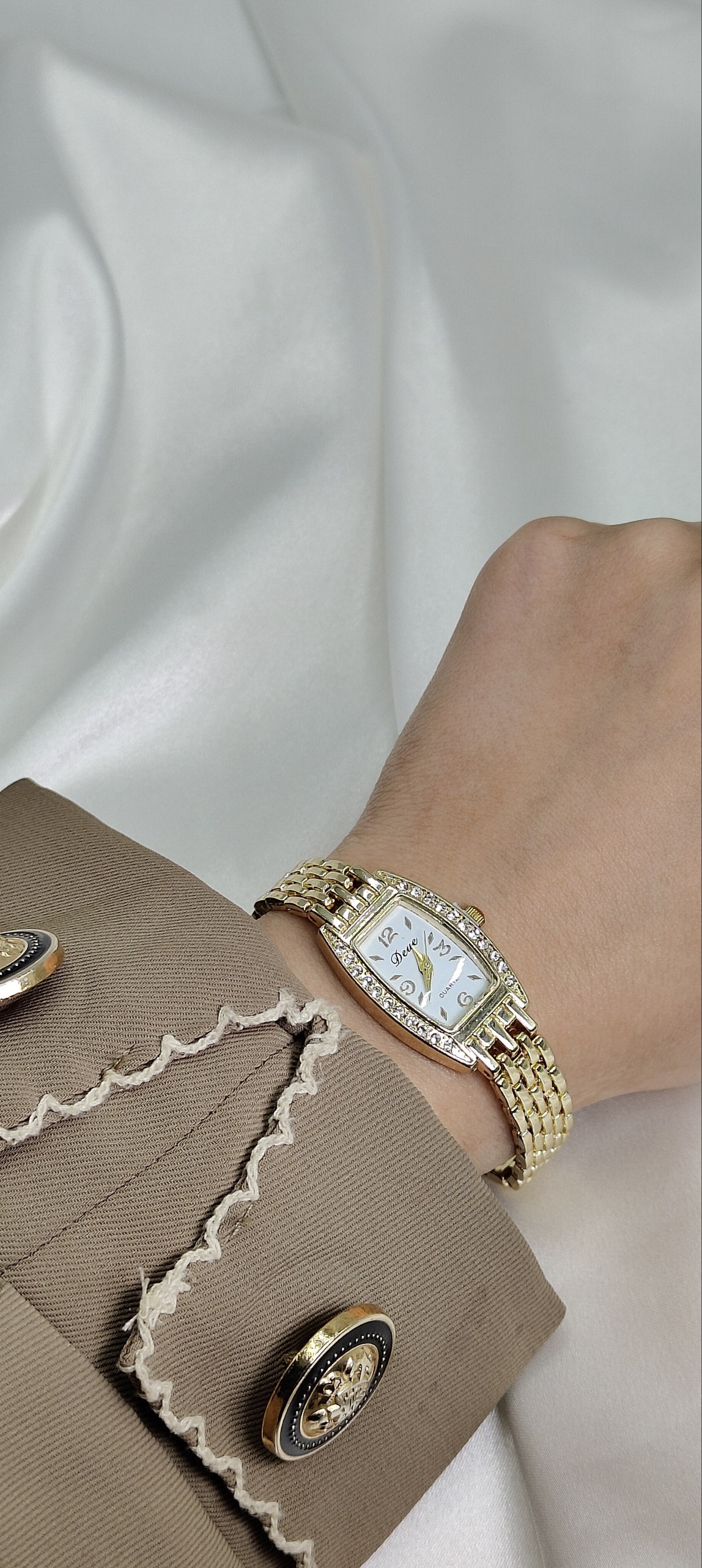 ساعة - الصورة 2