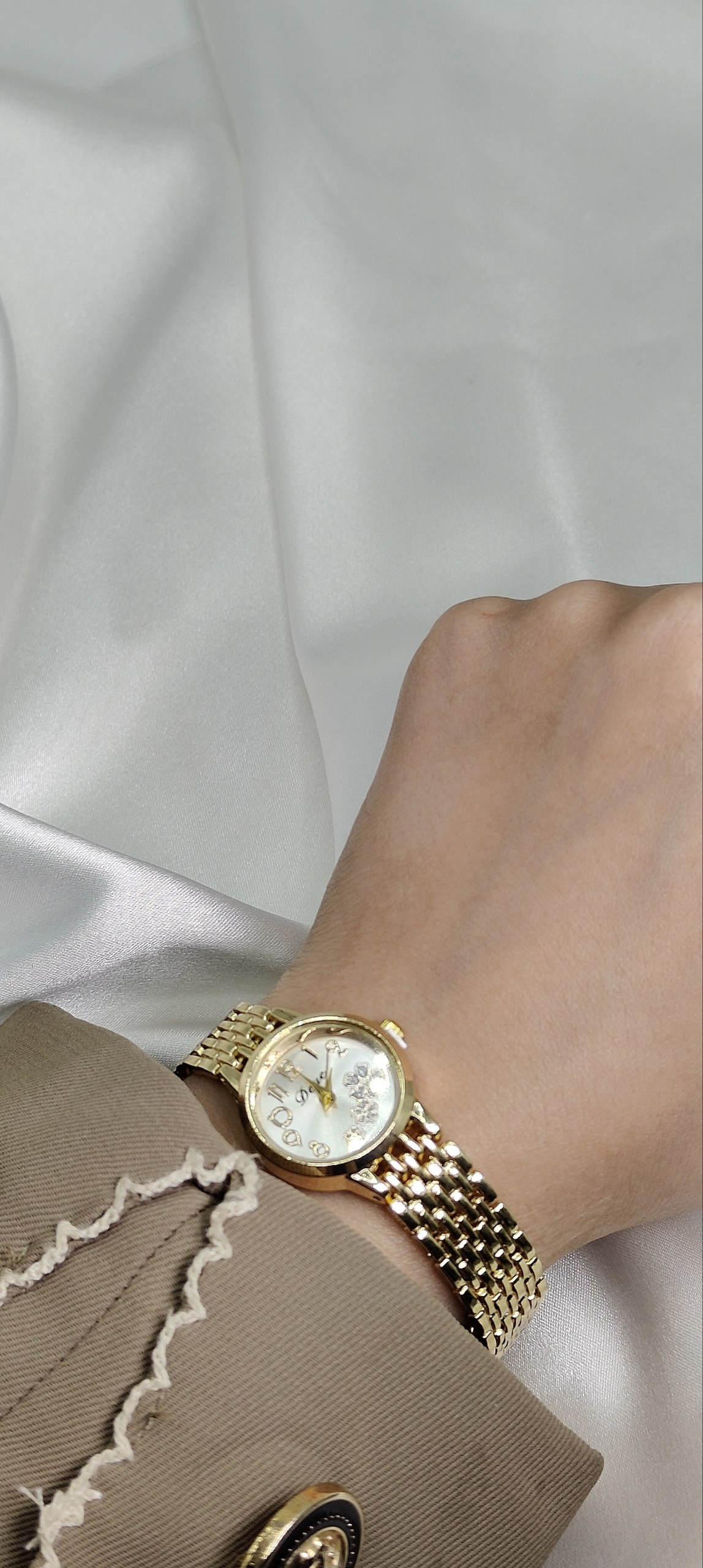 ساعة - الصورة 2